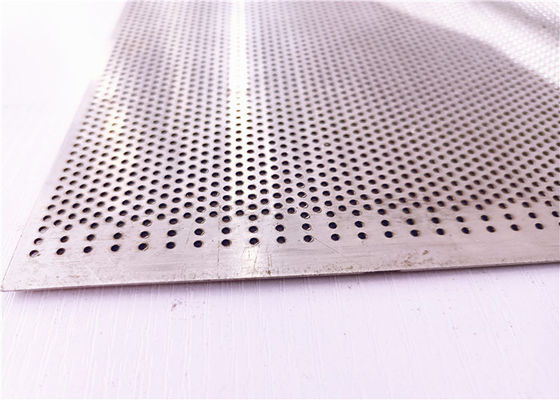 2mm Hole 4mm Pitch Perforated Sheet Metal 4x8 For Hotel Hall